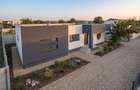 Casa individuala pe parter, 4 camere, teren 650mp - 10