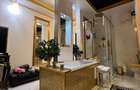 Vanzare Apartament cu 3 Cam | Mobilat / Utilat LUX - 2 Bai | 2 Loc Parcare | Box