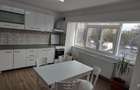 De inchiriat APARTAMENT 3 CAMERE - langa scoala 12