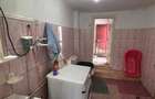Vand casa comuna Pucheni Dimbovita 5 camere 2 bai, apa re?ea, fose, zona lini?tit, munte, de