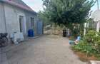 Casa 3 camere , baie , incalzire calorifere Gaiul Mic - 3