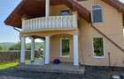 Vand vila P+M in Oituz, jud. Bacau 225 mp, teren 1.062 mp 135.000 negociabil Vand vila P+M si - 9