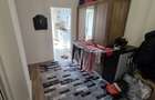Vand apartament doua camere