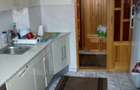 Un apartament facut pentru familie. 4 camere, central, decomanda, etaj 2