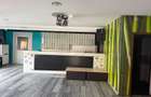 Spațiu comercial, de 320 mp, în Central - 3