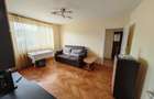 Inchiriez apartament 3 camere zona liceului Ghibu - 4