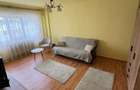 Inchiriez apartament 2 camere Targoviste-Centru - 1