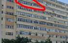 Se vinde pe Republicii apartament decomandat 3 camere ,pret 89000 euro neg - 1