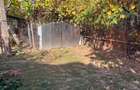 Casa si teren de vanzare Albota. Casa are 93 mp si curtea 1428mp. Gradina are 1452mp.