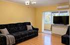 Apartament 3 camere de vanzare decomandat