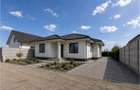 Casa cu 3 camere de vanzare LA CHEIE in Santandrei - TVA INCLUS