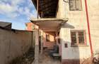 Casă cu 5 camere în Central - 2