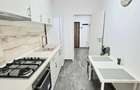 Garsoniera , metroul Berceni 380 euro - 4