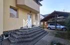 Casa 8 camere | 308mpu | 2 Apartamente | Selimbar