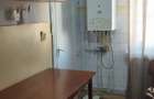 Particular vand apartament decomandat 2 camere, Gavana 3, etaj 2 din 4 - 7
