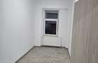 Vand apartament la casa 2 -3 camere complet renovata - 7