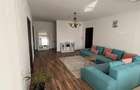 Proprietar,inchiriez apartament cu 3 camere,suprafata de 90 metri ,et.1,in Timisoara,zona Lipovei,vis-a-vis de spatiul fostului restaurant Caprice. - 2