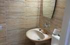 Inchiriez apartament 3 camere decomandat, zona semi-centrala (Str Nasaud) - 2