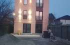 Apartament cu 3 camere decomandat în Central - 1
