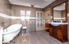 Vila mobilata ultracentral Brasov - 18