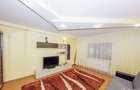 Vand apartament zona foarte buna! IC . Frimu la R-uri