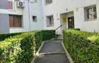 Apartament cu 3 camere semidecomandat în Titan