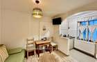 3 apartamente, pretabil investitie, cu cont de booking, zona Centrala