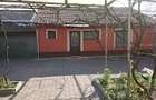 Casă cu 5 camere cu Teren 2800 Mp în Central - 9