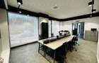 Showroom stradal cu trafic intens /Proprietar