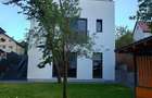Birouri de inchiriat intre 100-200 mp in cladire moderna superfinisata