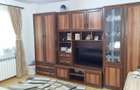 Inchiriez apartament confort 1