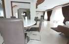 Casa 6 camere de vanzare in Beverly Hills, Sanmartin