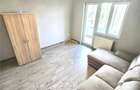 Etaj 3 | Apartament renovat cu 2 camere + garaj | Botizului