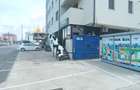 Spa?iu comercial stradal,cu chiria?i, str Sg Ilie Petre,3 parcari, - 1