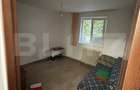 Apartament de vânzare - 4