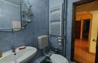 Inchiriez apartament cu 2 camere decomandat 260euro str. Moldovei col? cu Lacul Ro?u zona Rogerius