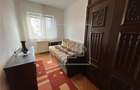 Apartament spatios cu 3 camere, Str. Scoala de Inot