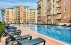 Apartament in Complexul Cosmopolis cu vedere catre piscina! - 11
