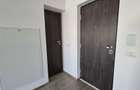 Proprietar, vand apartament de 3 camere.