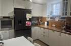 Victoriei-Berzei, Apartament cochet, in vila, 6 camere, la cheie