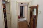 Vand Ap. 3 cam. Baile Olanesti, et. 1/3 in bloc cu curte - 2