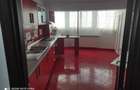 Inchiriez apartament 3 camere - 4