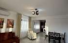 Penthouse luminos, mobilat ?i utilat cu terasa generoasa (70mp)