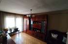 Ofer spre inchiriere apartament decomandat cu 3 camere in Valea Aurie. - 2