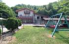 Vand casa P+E+M in Govajdia, la 14km de Hunedoara, teren 1100mp, garaj