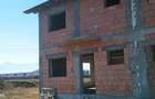 Casa tip duplex 120 mp Izvor