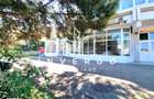 Spatiu comercial, de inchiriat, in Huedin