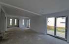 Bragadiru-Complex 8 case single, 4 camere, 2 bai, teren 350-400 mp - Bragadiru (Bucuresti-Ilfov) - 12