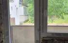 Apartament cu 4 camere de vanzare, etajul 1, str. 1 Mai