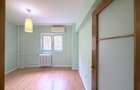4 camere etaj 2 bloc 1982 vedere spate Teiul Doamnei